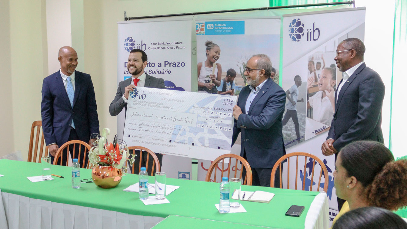 Entrega de cheque fruto do produto depósito a prazo solidário do banco